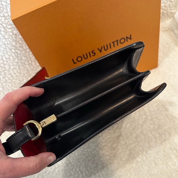 Louis Vuitton bag - Picture 3 of 11